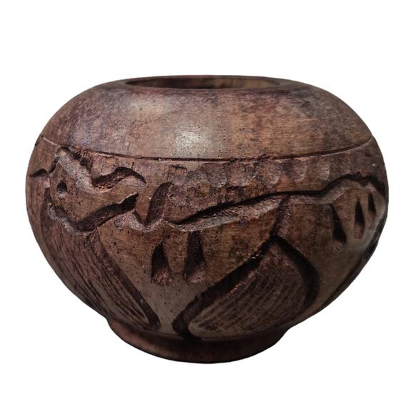 Vintage Charming Small Hand-Carved Wooden Bowl w/Elephants Decorative Dish - Picture 3 of 7